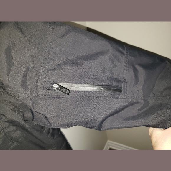 The North Face Men's Hyvent Winter Parka - Picture 6 of 15